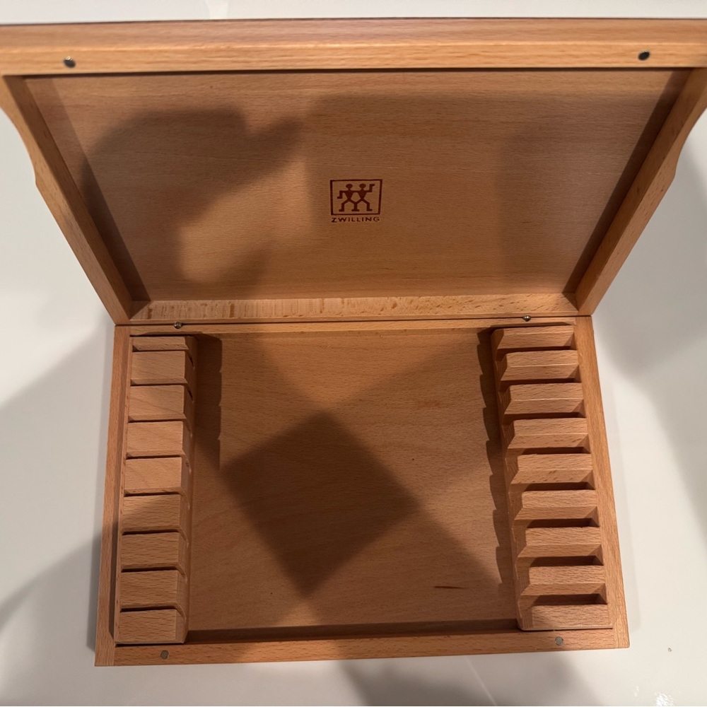 ZWILLING J.A. Henckels Brown Kitchen Knife Organizer